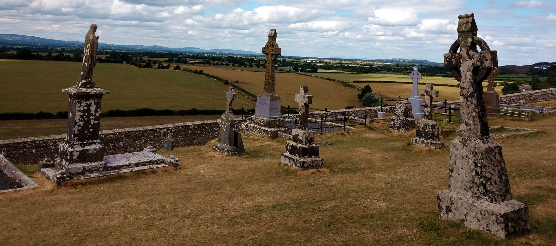 ireland-crosses-1920.jpg