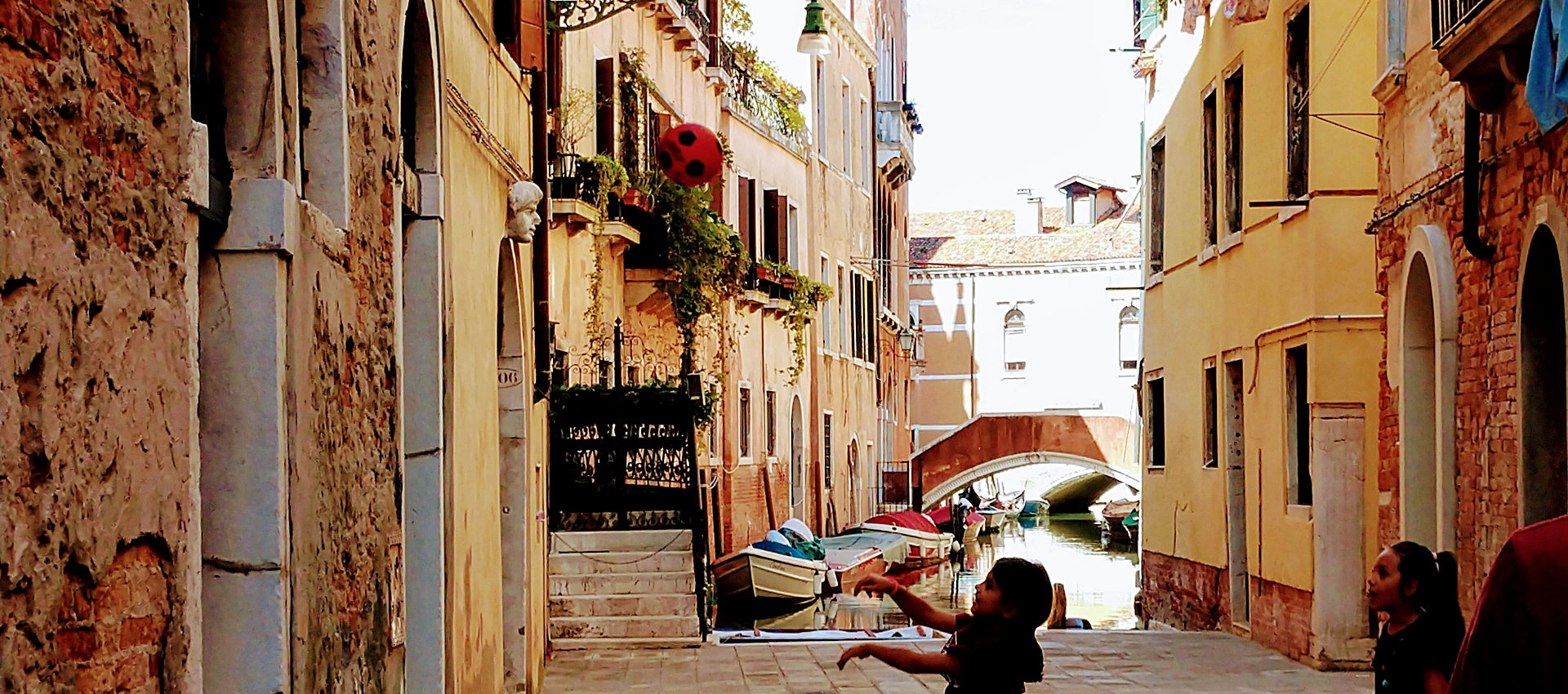 venice-kids-1920.jpg